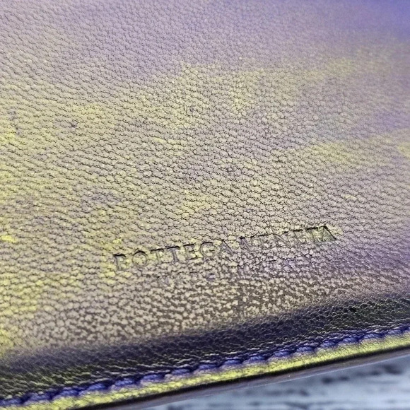 Bottega Veneta Intrecciato Purple and Gold Zip Wallet - Picture 7 of 7